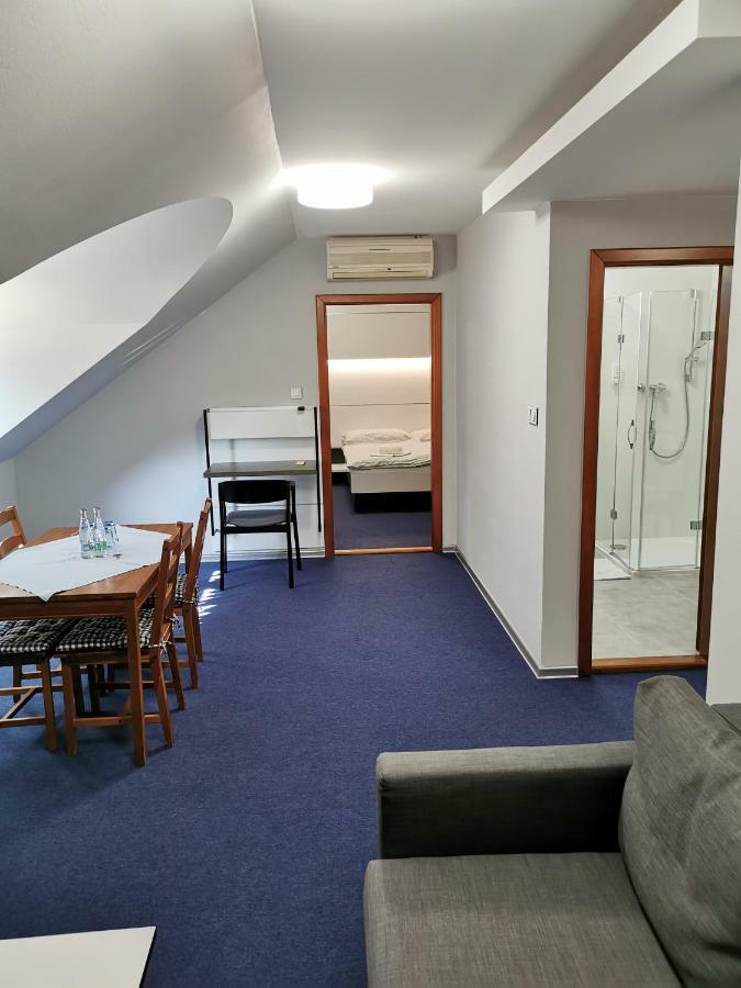 Hotel U Racka Ostrožská Nová Ves 외부 사진
